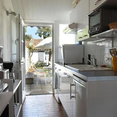 Maison Avec Acces Plage, Jardin Et Annexe Independante - Fr-1-434-18 Ferienhaus *